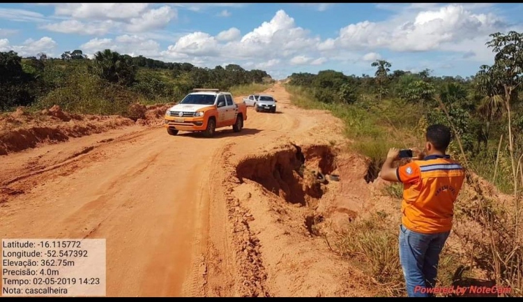 Visita t&eacute;cnica da Defesa Civil do estado de Mato Grosso em parceria com o cons&oacute;rcio Prefeitura de torixor&eacute;u para manuten&ccedil;&atilde;o da MT 100